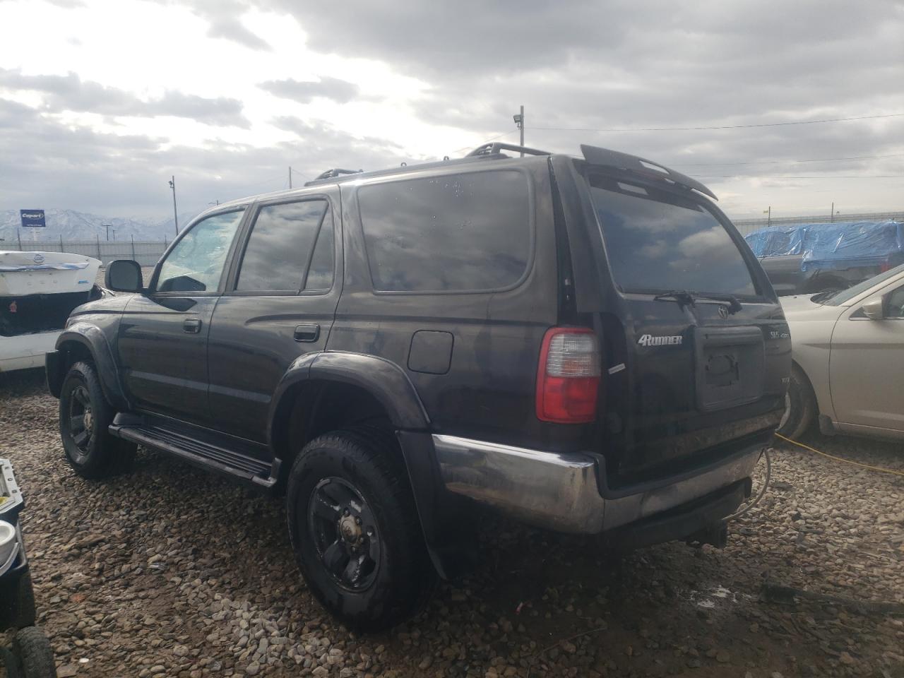 Photo 3 from auction – 2000 TOYOTA 4RUNNER SR with VIN JT3HN86R3Y0265598