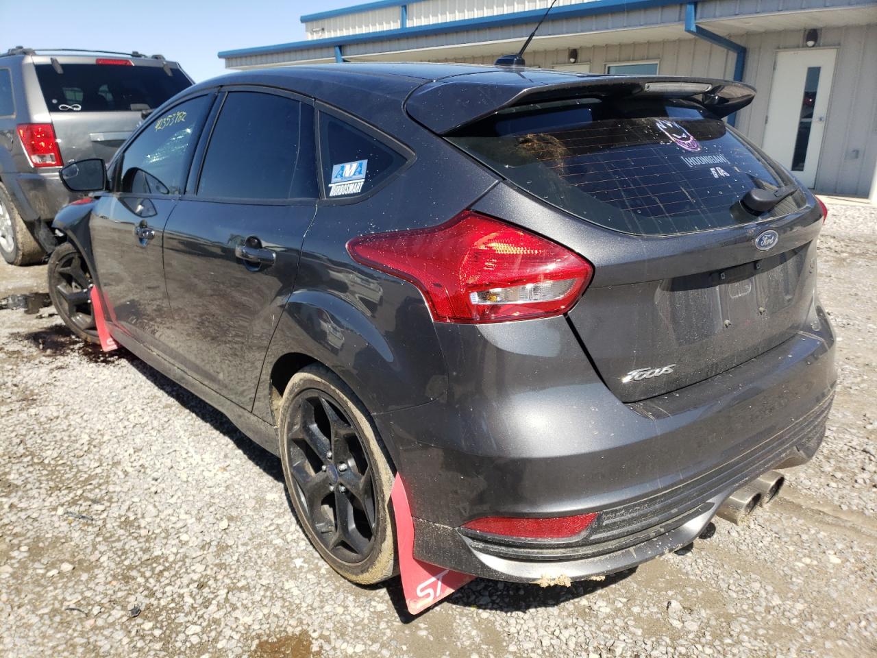 Photo 3 from auction – 2017 FORD FOCUS ST with VIN 1FADP3L91HL260514