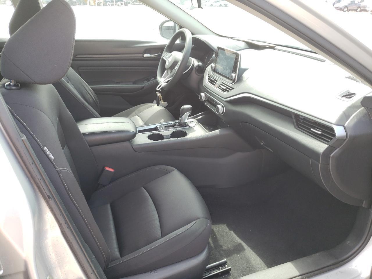 Photo 5 from auction – 2020 NISSAN ALTIMA S with VIN 1N4BL4BVXLC242691