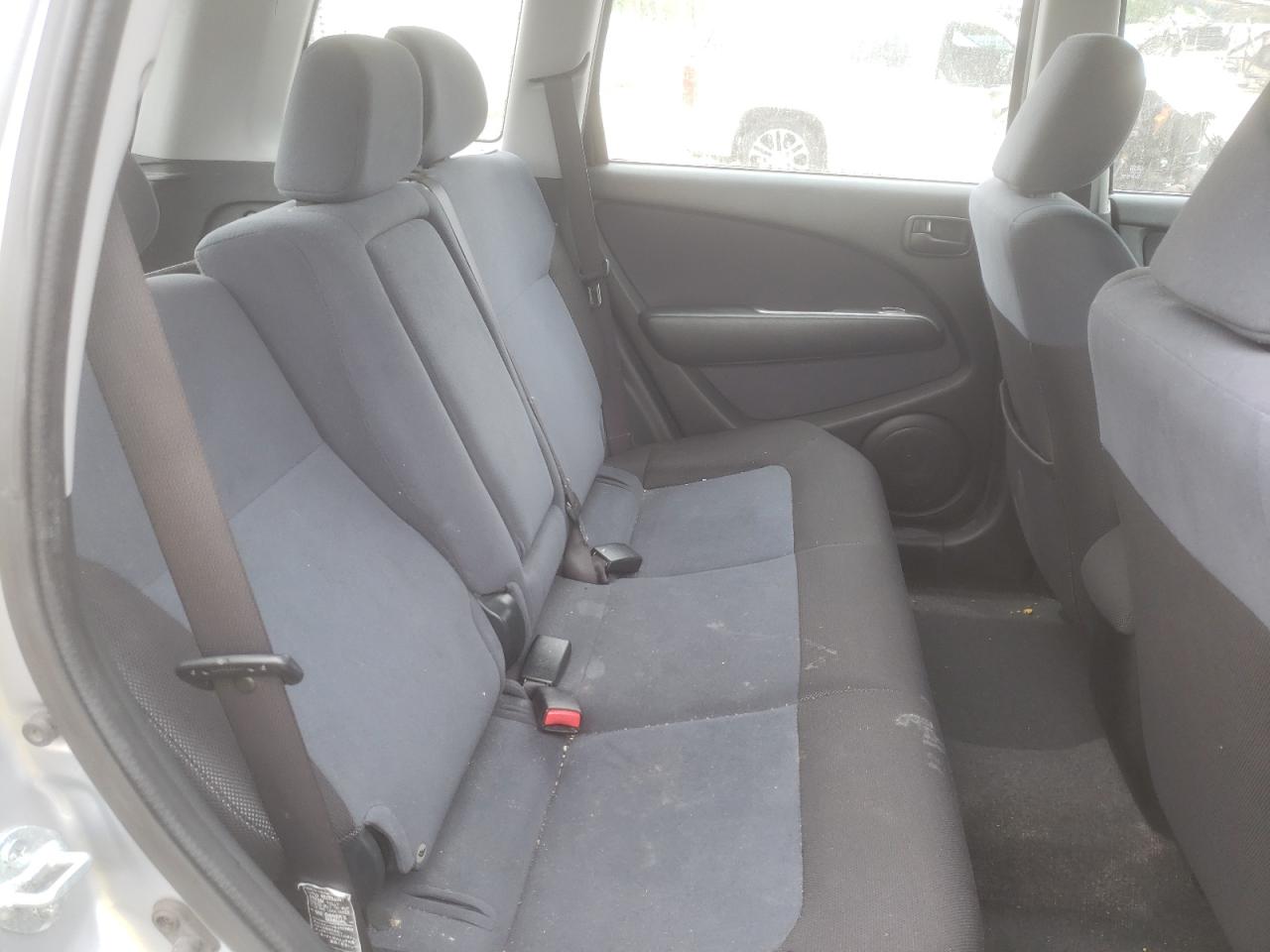 Photo 6 from auction – 2005 MITSUBISHI OUTLANDER with VIN JA4LX31F85U007060