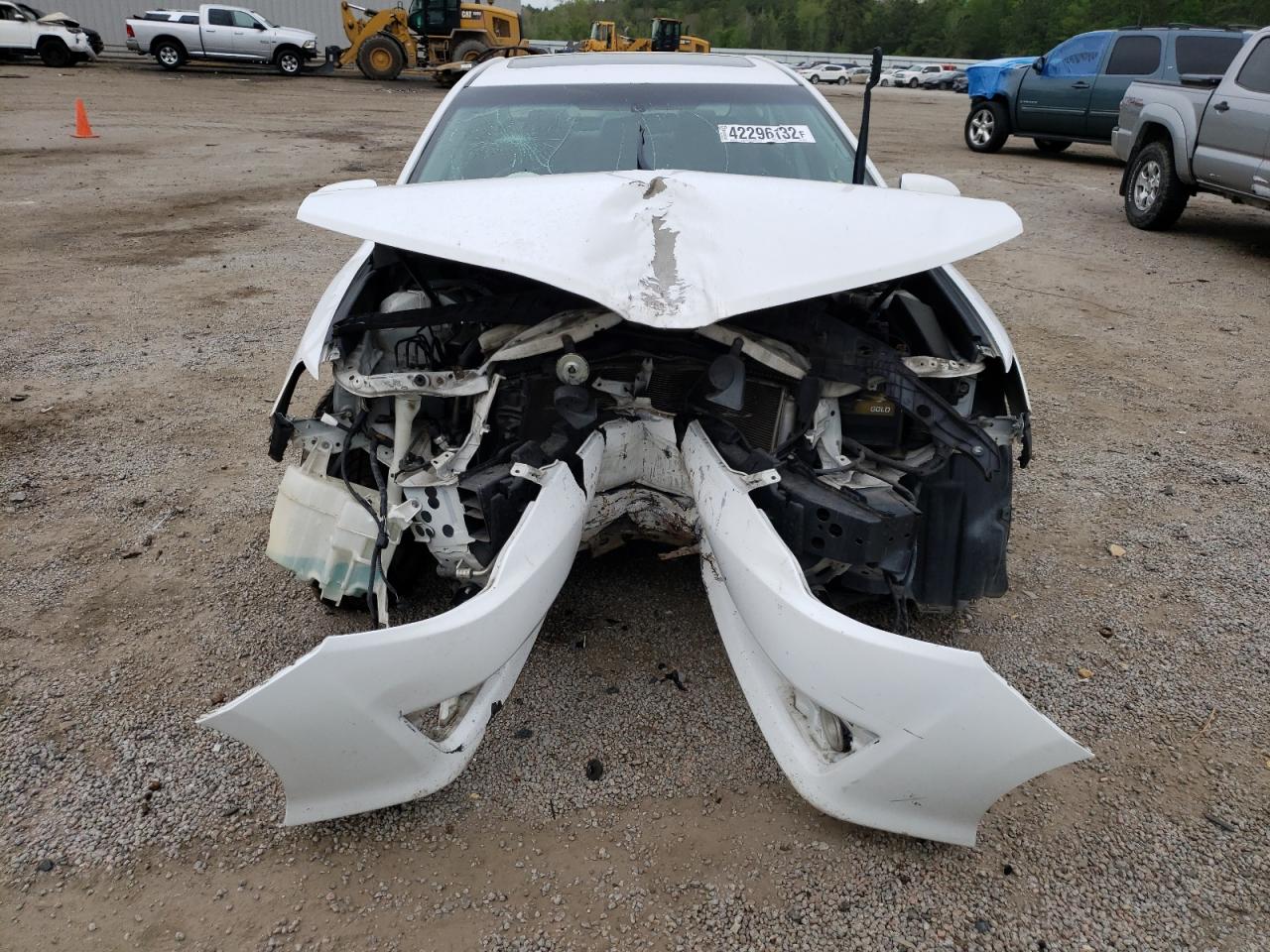 Photo 9 from auction – 2014 TOYOTA CAMRY L with VIN 4T1BF1FK4EU463423