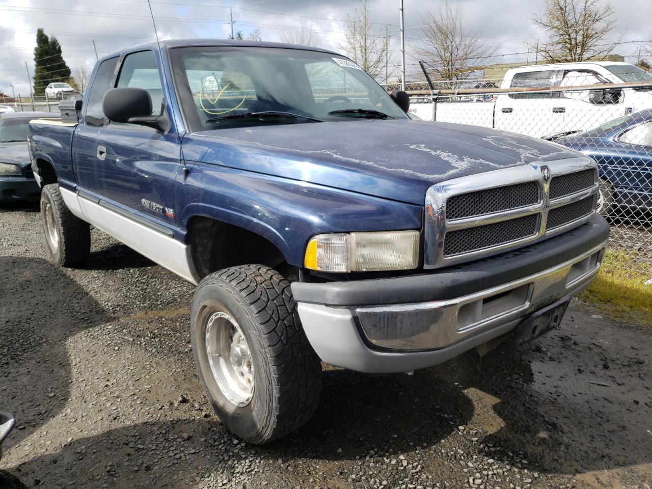 Photo 1 from auction – 2000 DODGE RAM 1500 with VIN 3B7HF13Z8YG117205