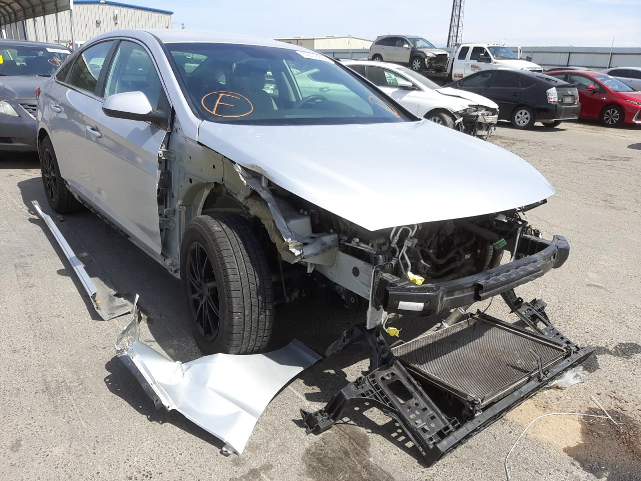 HYUNDAI SONATA SE 2017 with VIN 5NPE24AF3HH579719 - Photo from auction