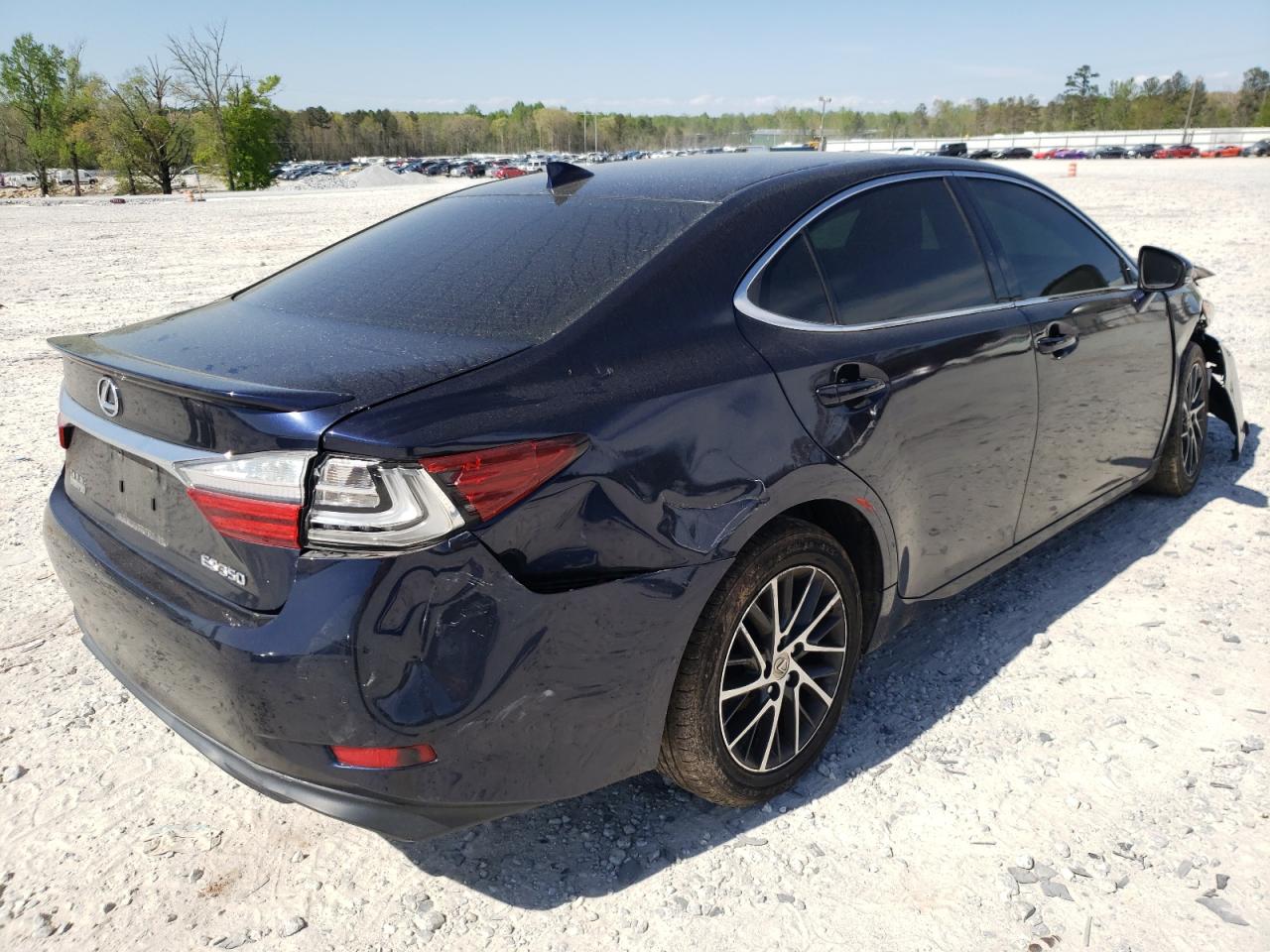 Photo 4 from auction – 2017 LEXUS ES 350 with VIN 58ABK1GG1HU063001