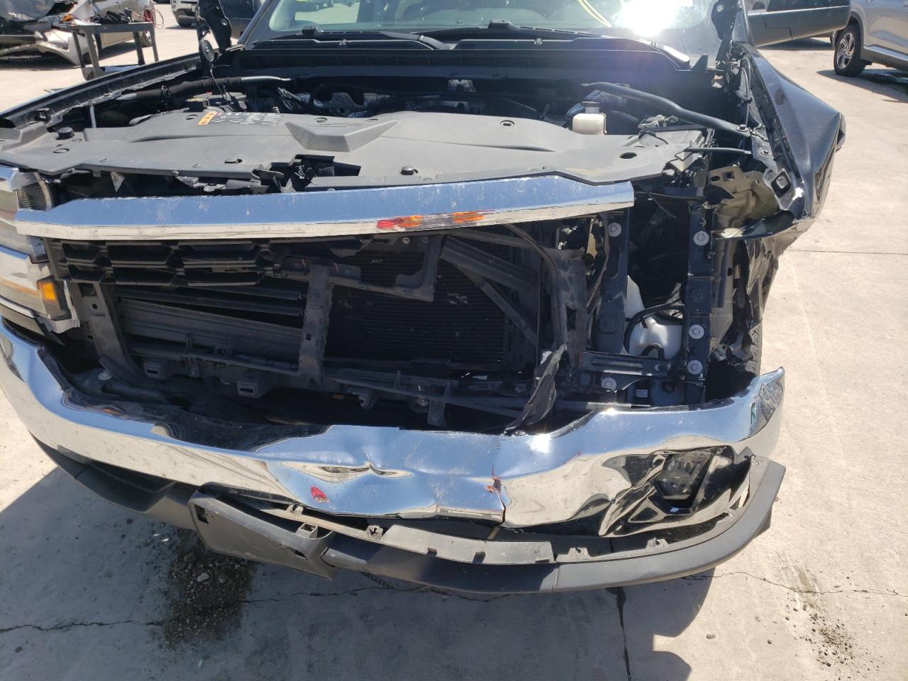 Photo 9 from auction – 2018 CHEVROLET SILVERADO with VIN 3GCPCREC0JG108760