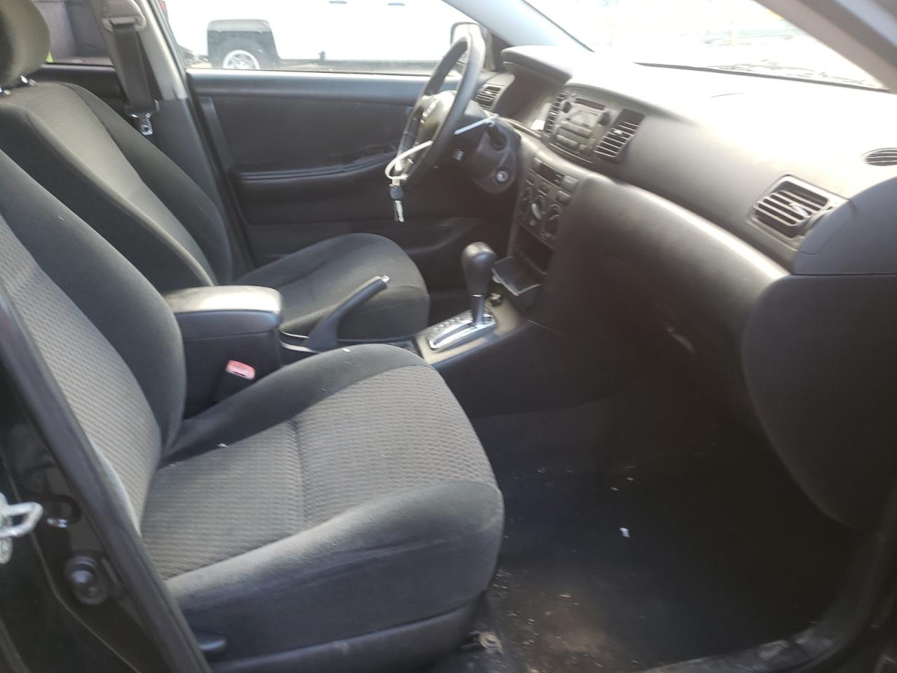Photo 5 from auction – 2006 TOYOTA COROLLA CE with VIN 1NXBR32E96Z626720