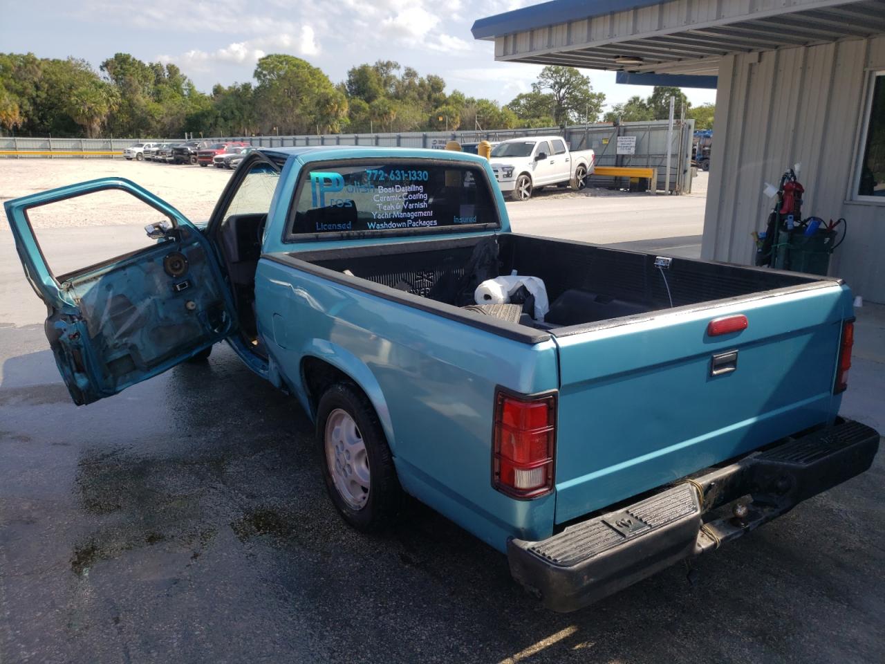 Photo 3 from auction – 1995 DODGE DAKOTA with VIN 1B7FL26G5SW930560