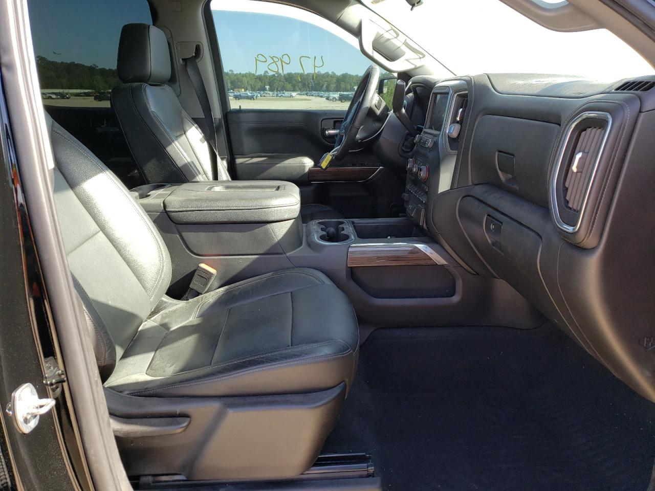 Photo 5 from auction – 2020 CHEVROLET SILVERADO with VIN 3GCPYFEDXLG132818