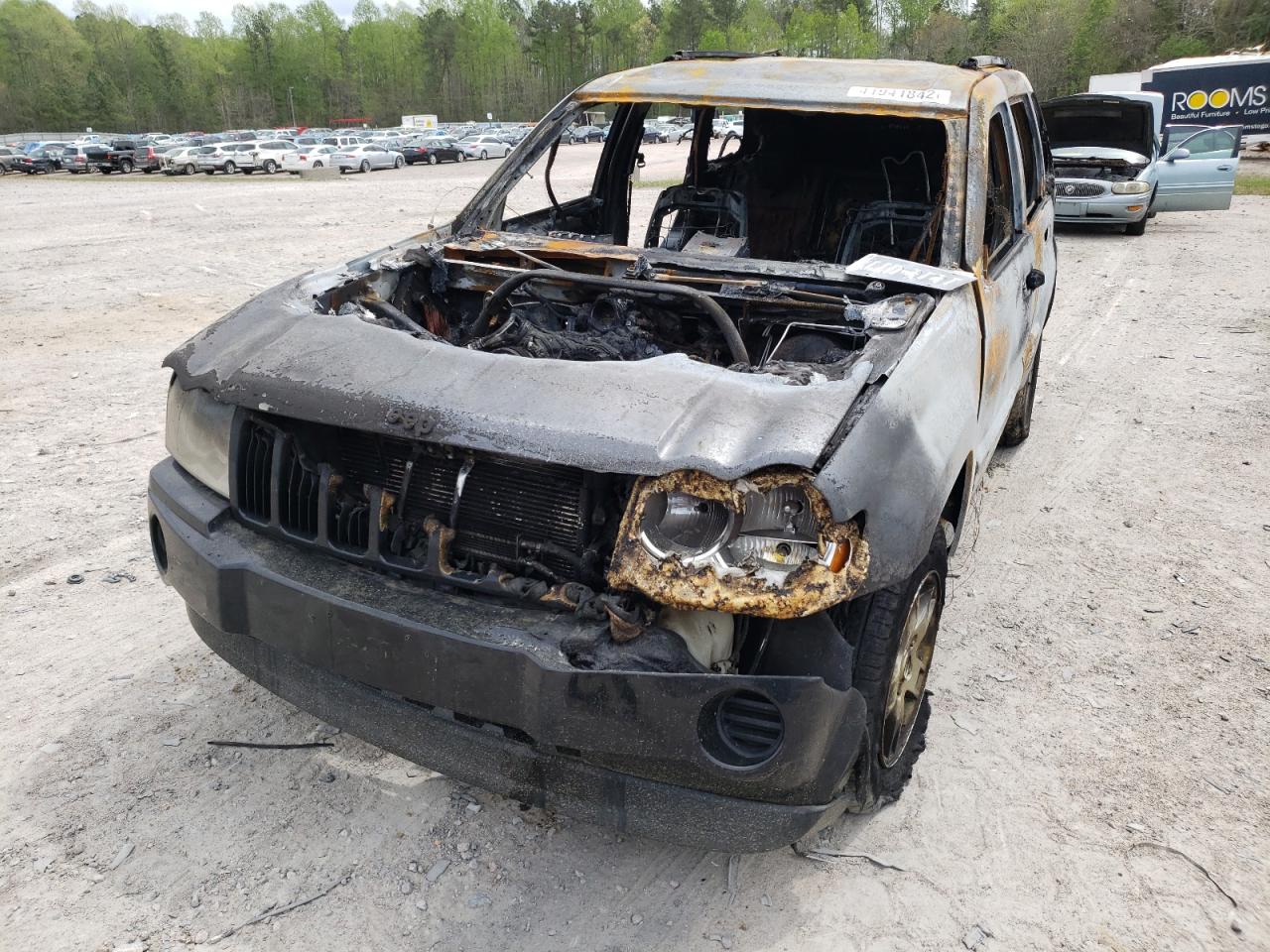 Photo 2 from auction – 2006 JEEP GRAND CHER with VIN 1J4GR48K86C183859