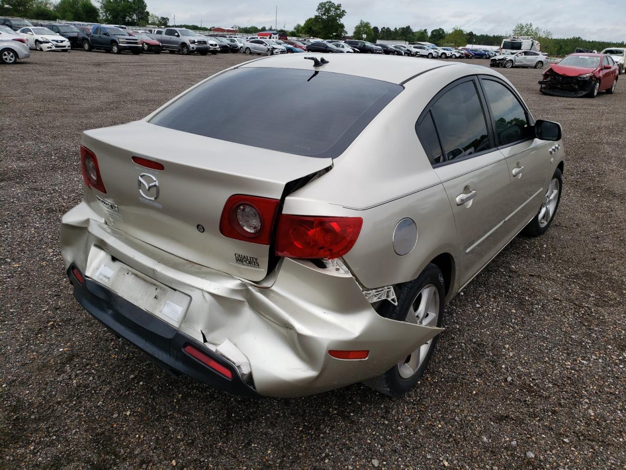 Photo 4 from auction – 2006 MAZDA MAZDA3 with VIN JM1BK32F661480876