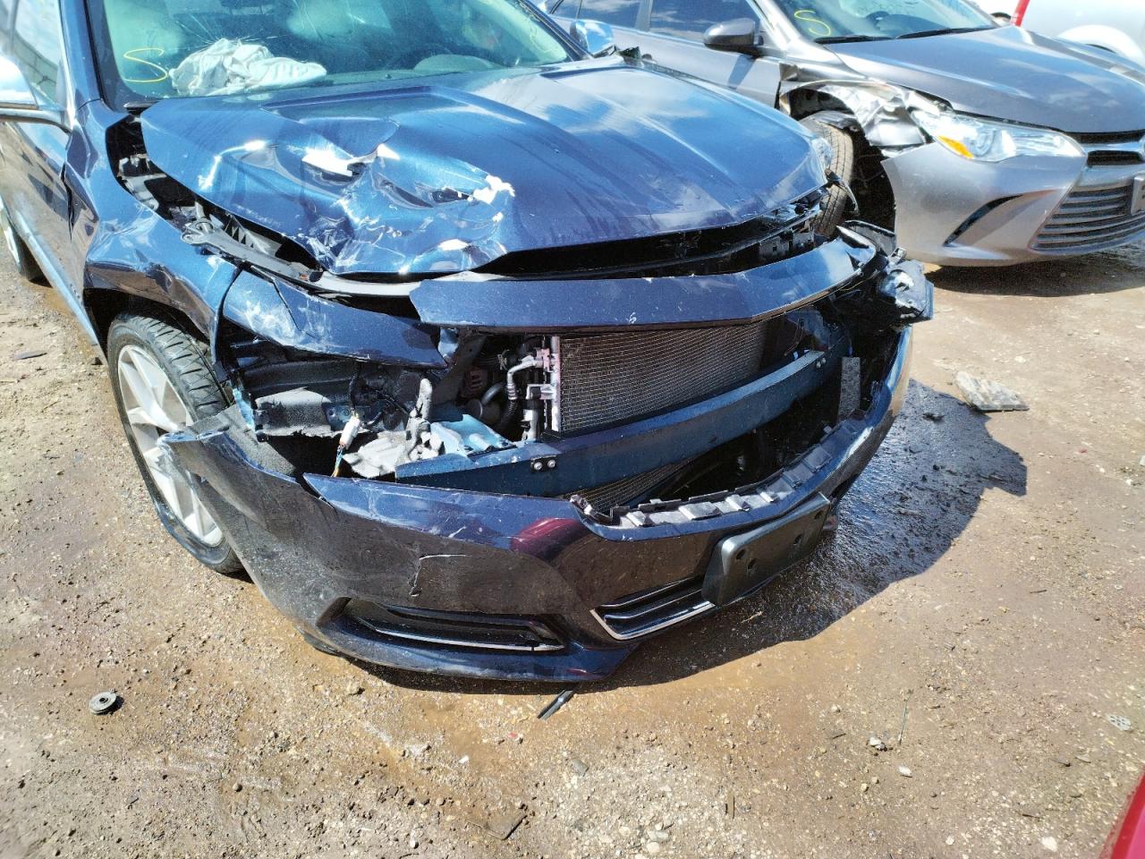 Photo 9 from auction – 2019 CHEVROLET IMPALA PRE with VIN 2G1105S34K9140255