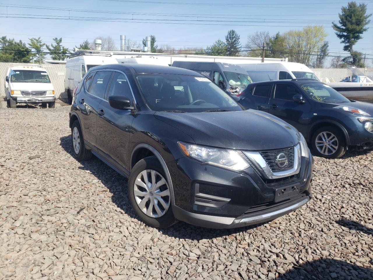 NISSAN ROGUE S 2018 with VIN KNMAT2MT2JP504408 - Photo from auction