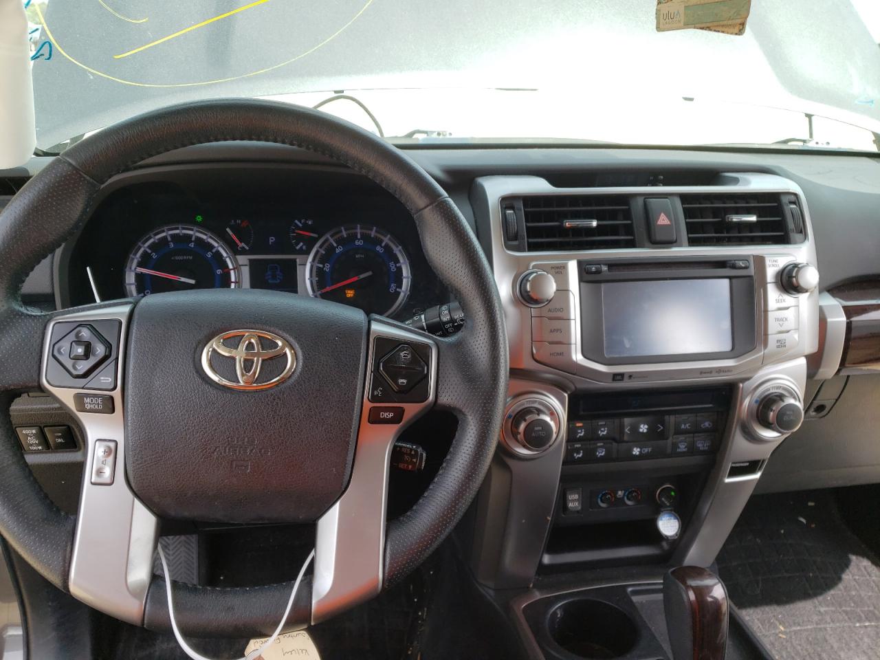 Photo 9 from auction – 2016 TOYOTA 4RUNNER SR with VIN JTEZU5JR8G5126539