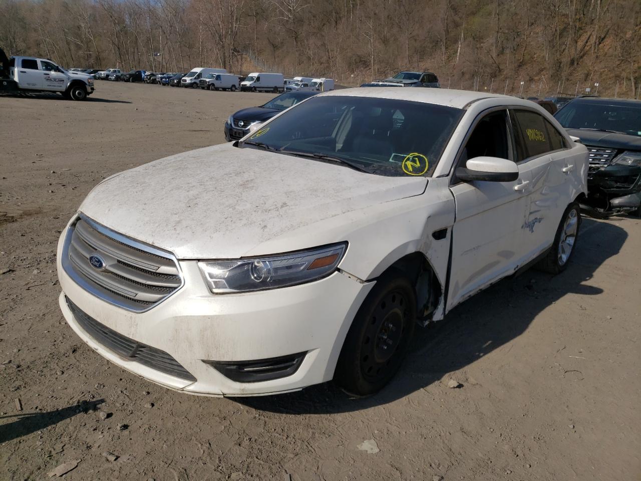 Photo 2 from auction – 2013 FORD TAURUS SEL with VIN 1FAHP2E8XDG123834