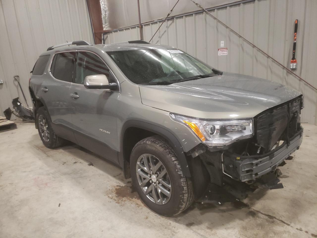 GMC ACADIA SLT 2019 with VIN 1GKKNULS8KZ110148 - Photo from auction