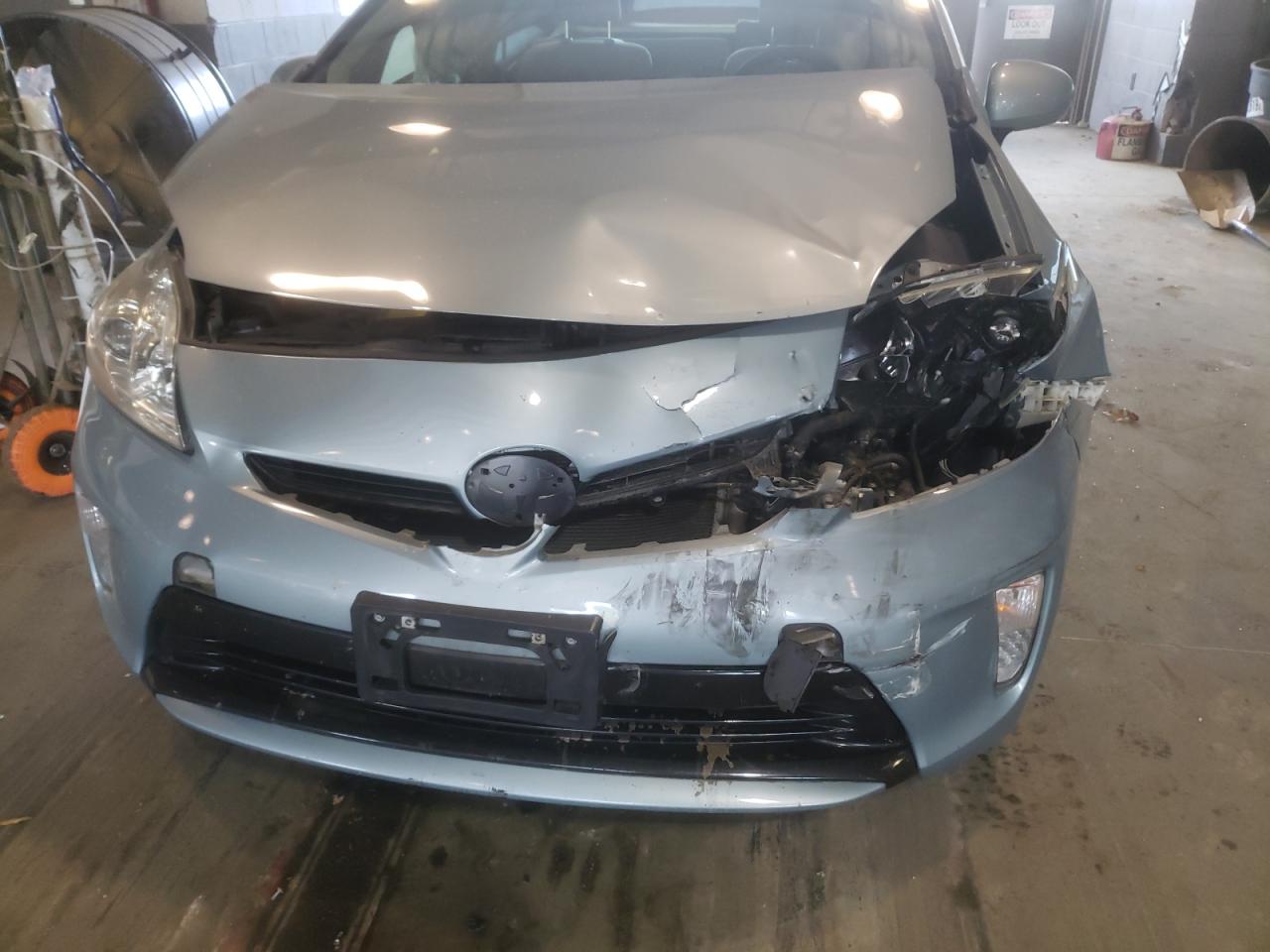 Photo 9 from auction – 2015 TOYOTA PRIUS with VIN JTDKN3DUXF1872391