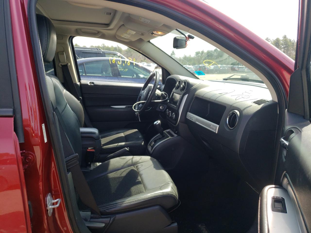 Photo 5 from auction – 2014 JEEP COMPASS LA with VIN 1C4NJDEB3ED817189