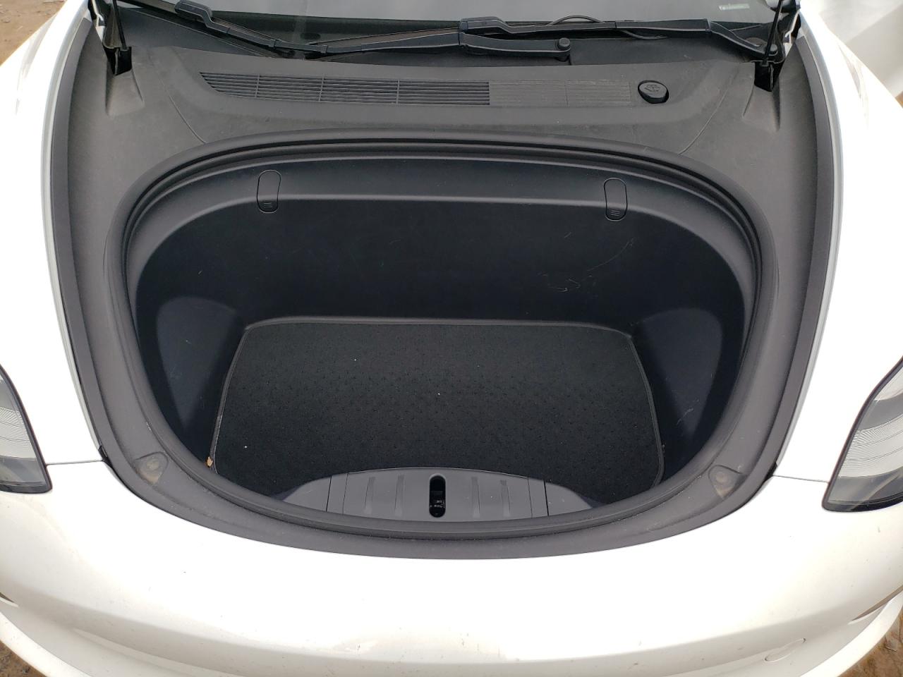 Photo 7 from auction – 2018 TESLA MODEL 3 with VIN 5YJ3E1EA8JF151631
