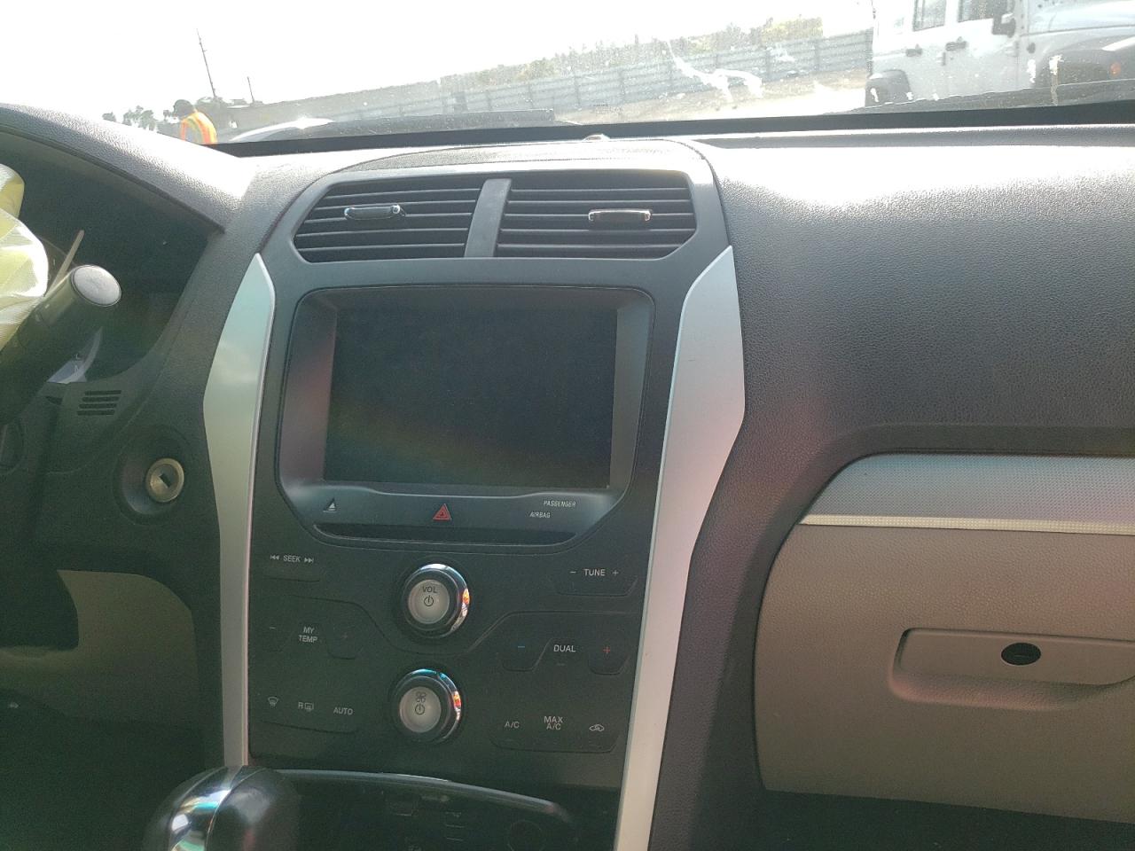 Photo 9 from auction – 2014 FORD EXPLORER X with VIN 1FM5K7D82EGC32893