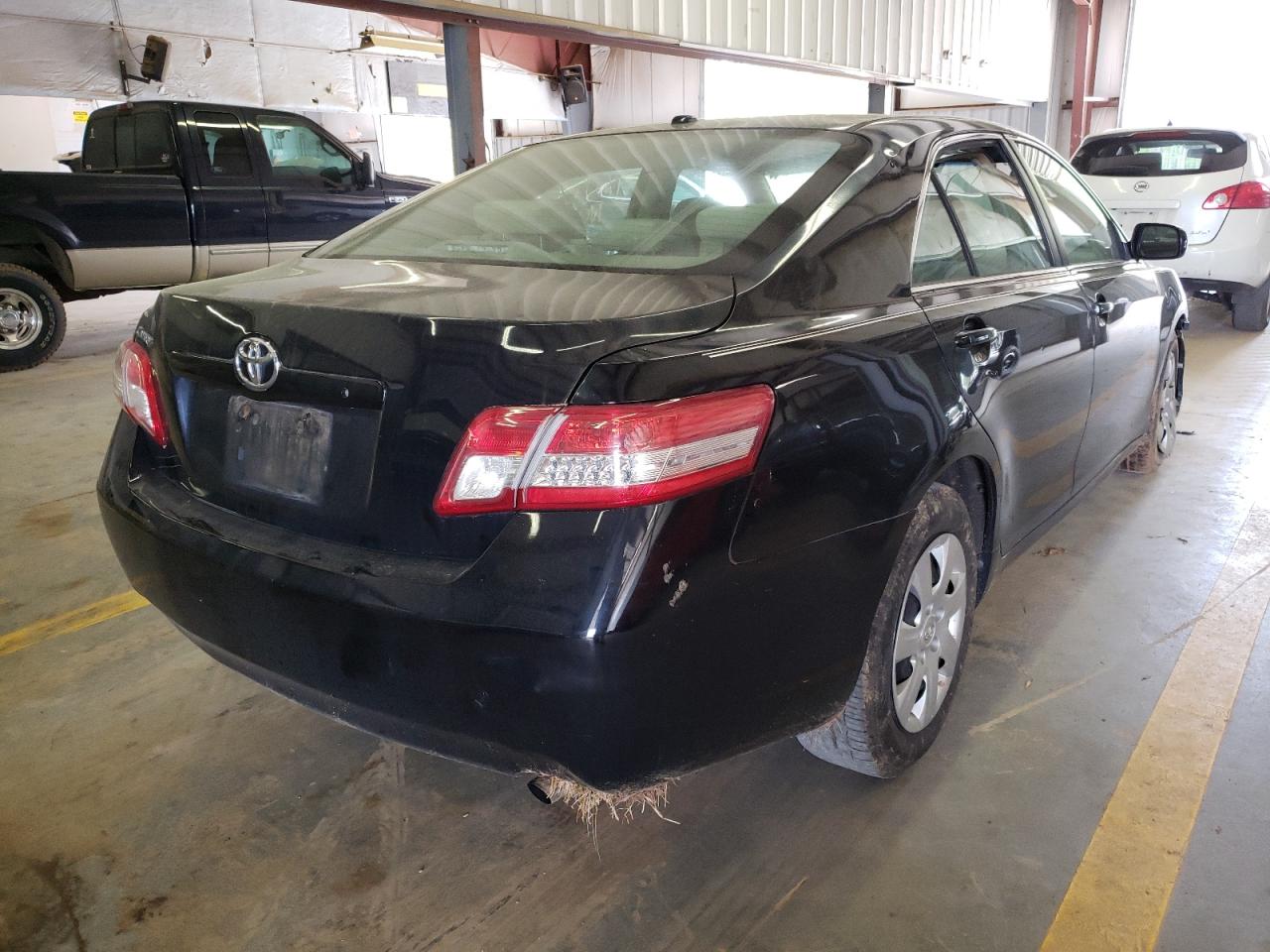 Photo 4 from auction – 2010 TOYOTA CAMRY BASE with VIN 4T1BF3EK2AU515283