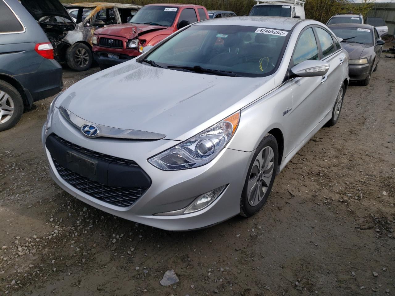 Photo 2 from auction – 2013 HYUNDAI SONATA HYB with VIN KMHEC4A40DA090607