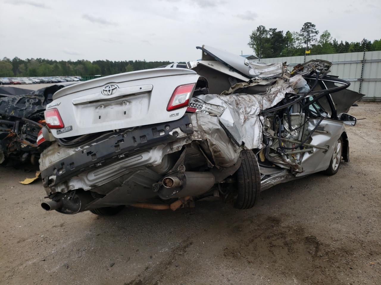 Photo 4 from auction – 2011 TOYOTA CAMRY BASE with VIN 4T1BF3EKXBU133939