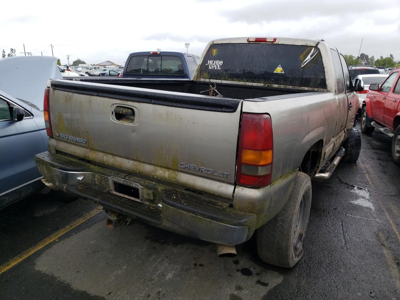 Photo 4 from auction – 2000 CHEVROLET SILVERADO with VIN 1GCEK19T2YE340588