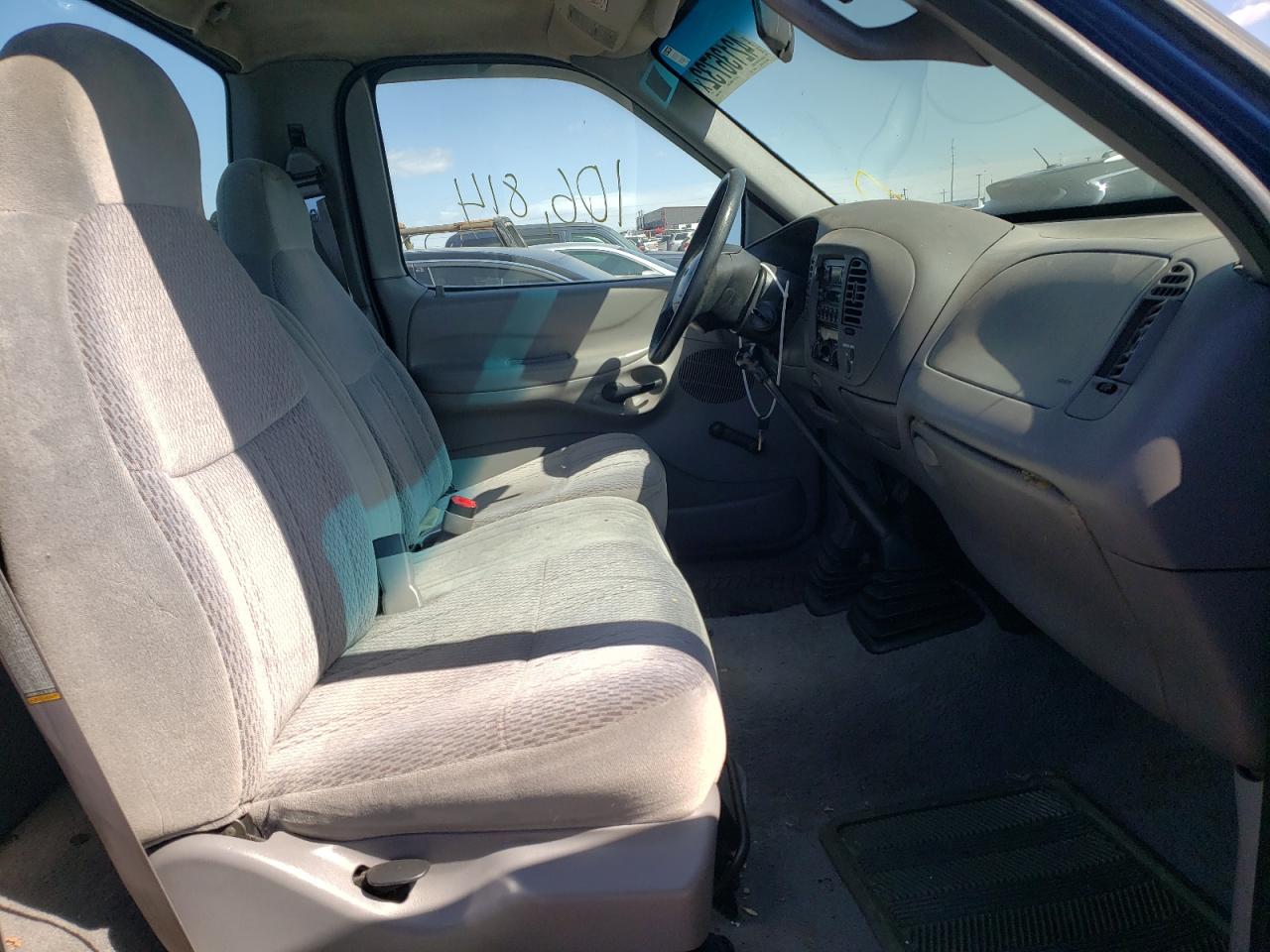 Photo 5 from auction – 1998 FORD F150 with VIN 2FTZF0821WCA59054