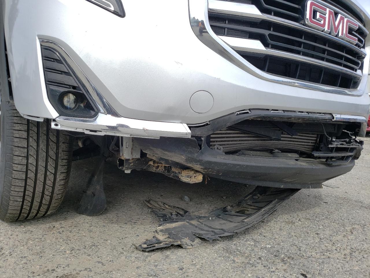 Photo 9 from auction – 2020 GMC TERRAIN SL with VIN 3GKALVEV6LL239027