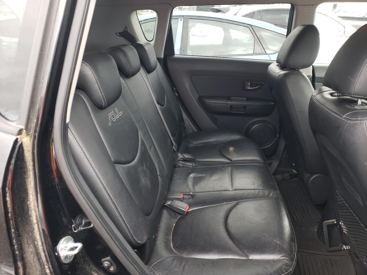 Photo 6 from auction – 2010 KIA SOUL + with VIN KNDJT2A27A7125335