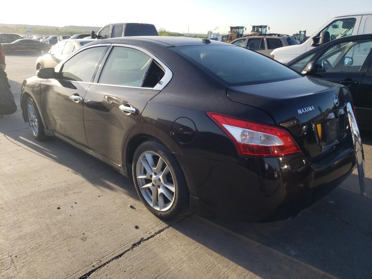 Photo 3 from auction – 2010 NISSAN MAXIMA S with VIN 1N4AA5AP3AC830326