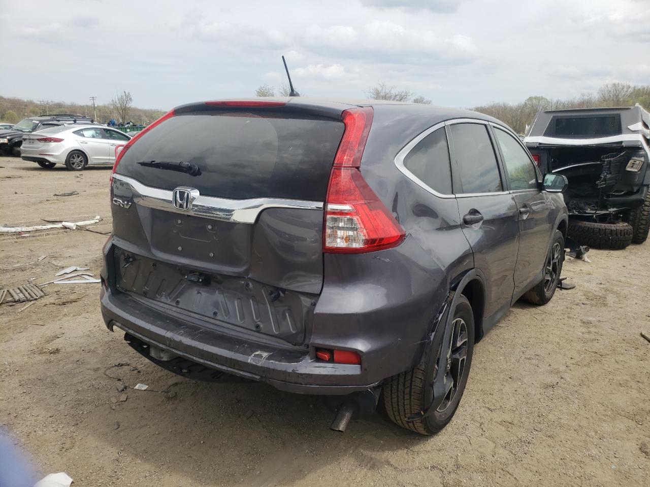 Photo 4 from auction – 2016 HONDA CR-V SE with VIN 2HKRM3H48GH526457