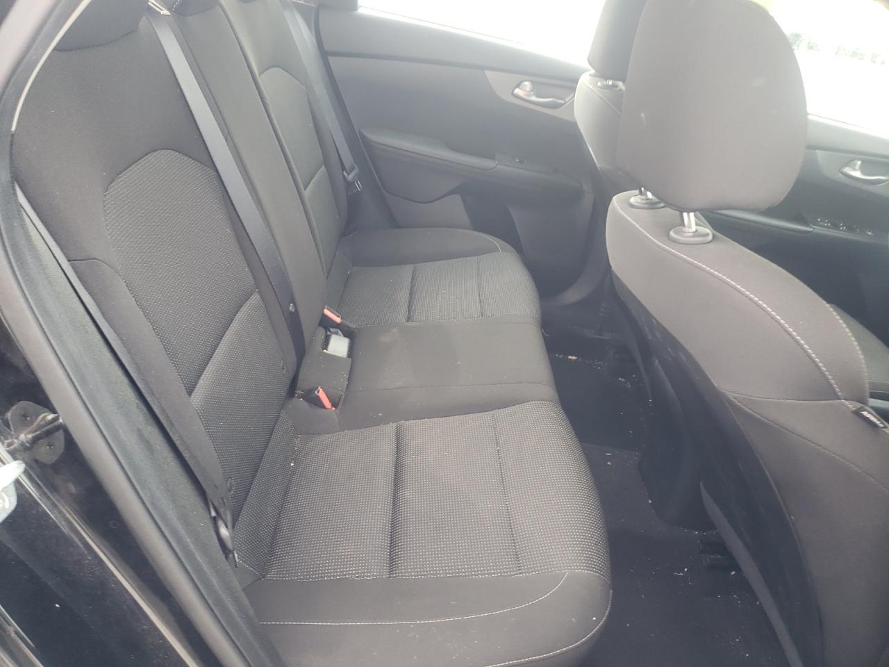 Photo 6 from auction – 2019 KIA FORTE FE with VIN 3KPF24AD5KE089412