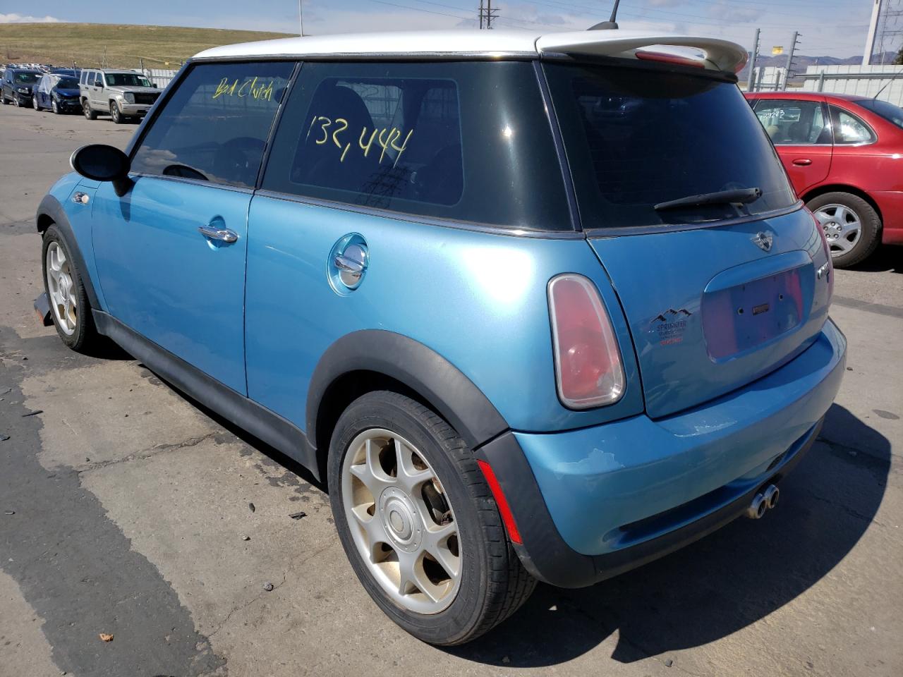 Photo 3 from auction – 2005 MINI COOPER S with VIN WMWRE33405TD93951