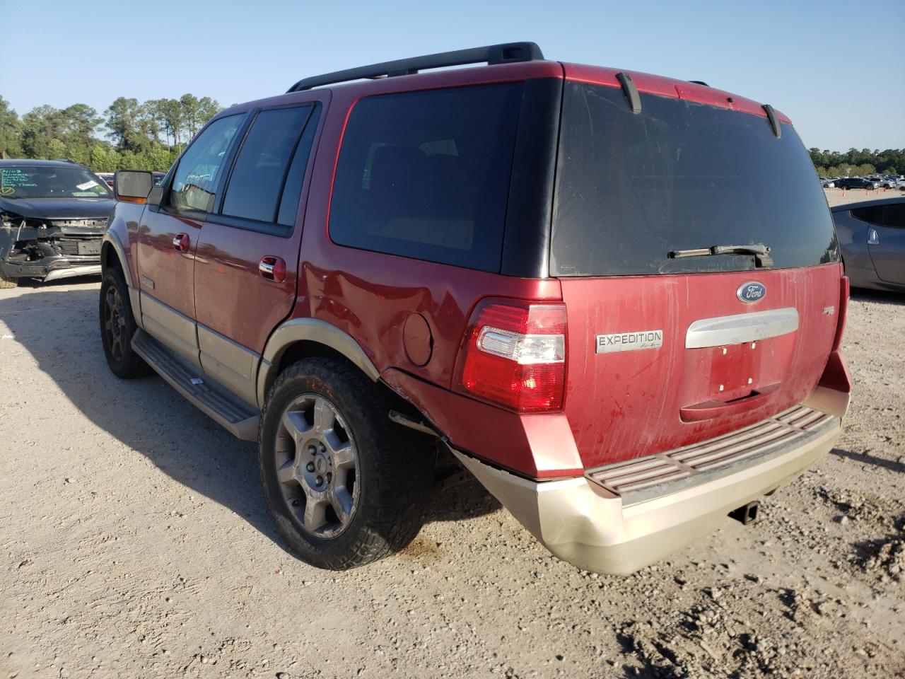Photo 3 from auction – 2008 FORD EXPEDITION with VIN 1FMFU17528LA15241