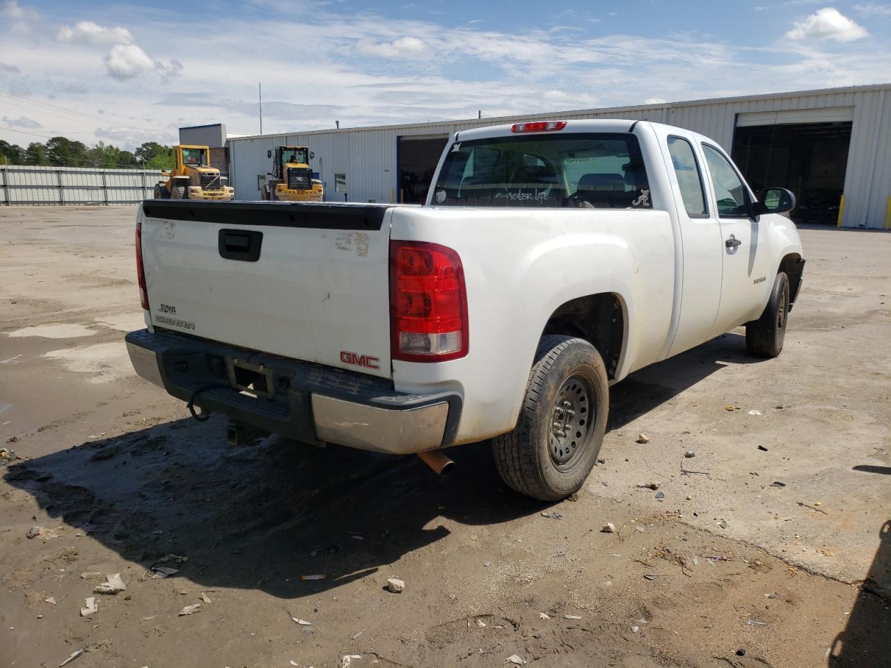 Photo 4 from auction – 2011 GMC SIERRA C15 with VIN 1GTR1TEX0BZ438401