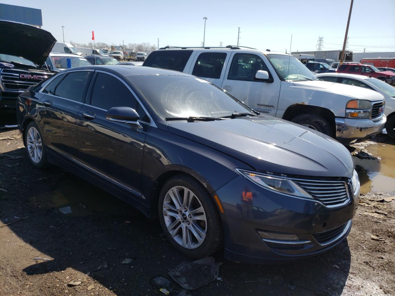 LINCOLN MKZ 2013 with VIN 3LN6L2G95DR804989 - Photo from auction