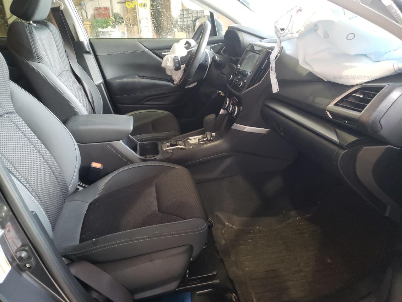 Photo 5 from auction – 2020 SUBARU FORESTER P with VIN JF2SKAJC8LH448494