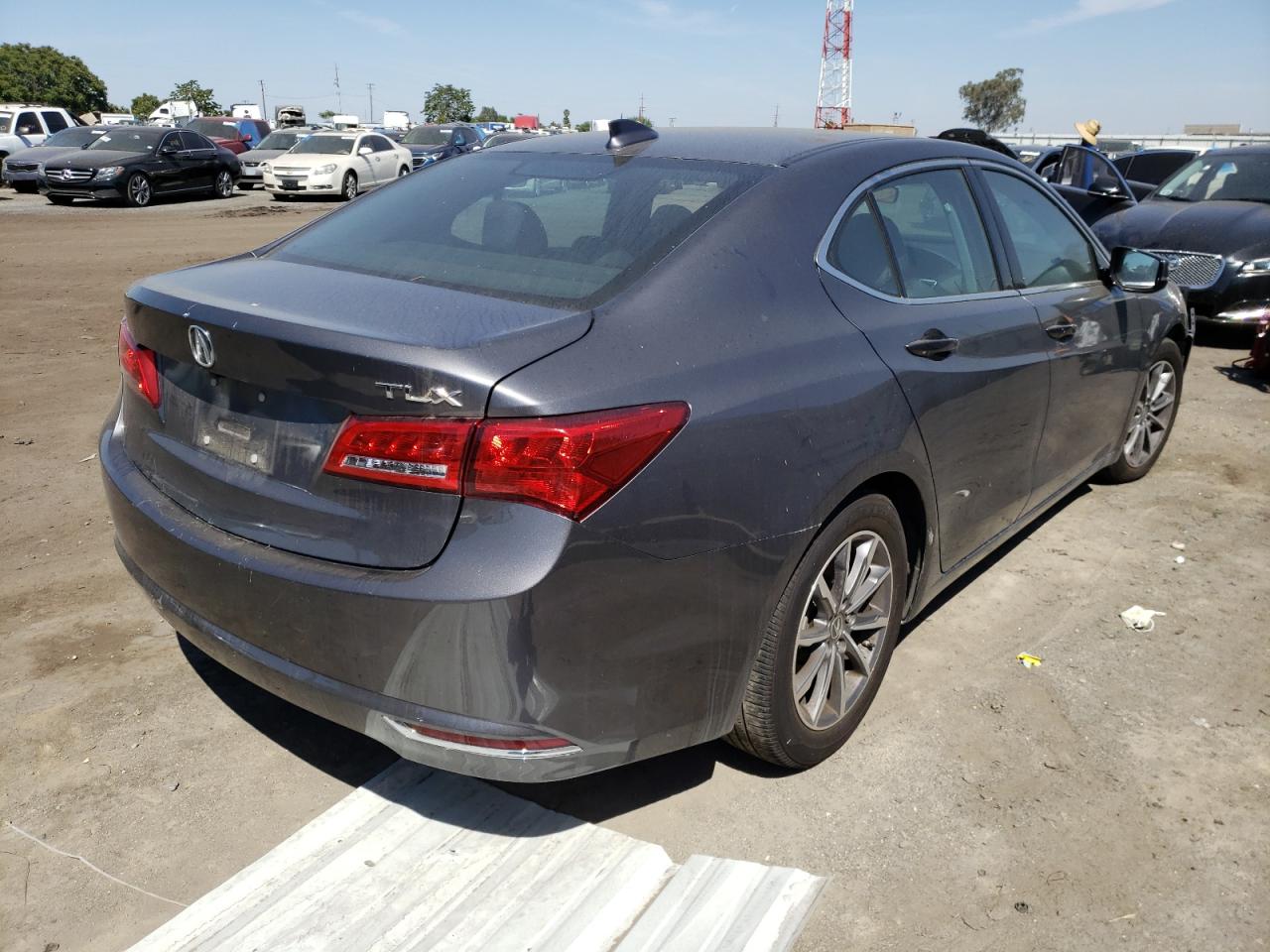 Photo 4 from auction – 2020 ACURA TLX with VIN 19UUB1F36LA004508
