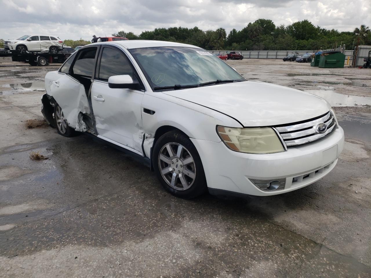 FORD TAURUS SEL 2008 with VIN 1FAHP24W08G104893 - Photo from auction