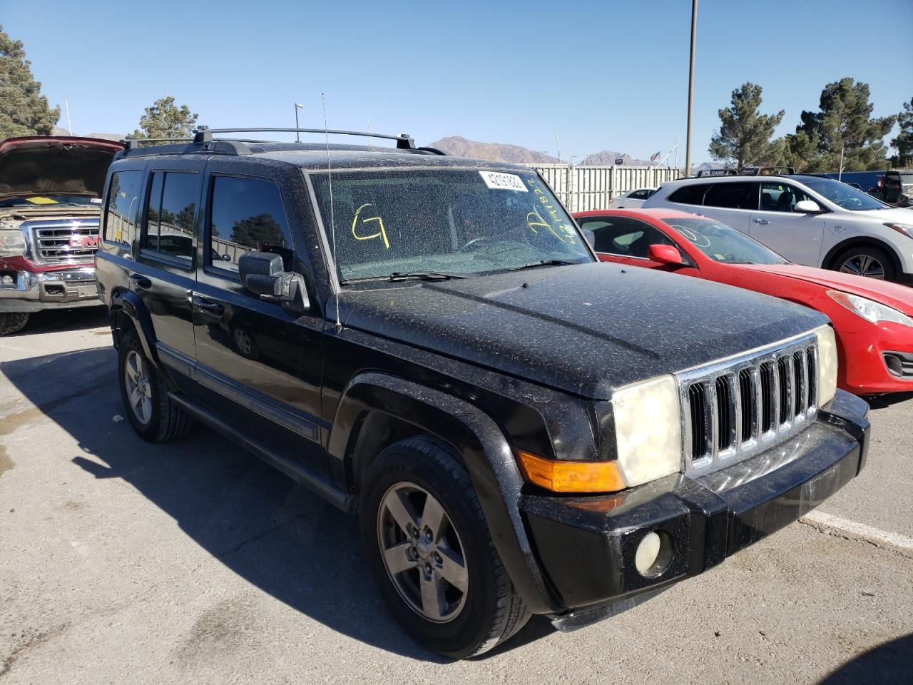 JEEP COMMANDER 2008 z numerem VIN 1J8HG48K88C111670 - Zdjęcie z aukcji