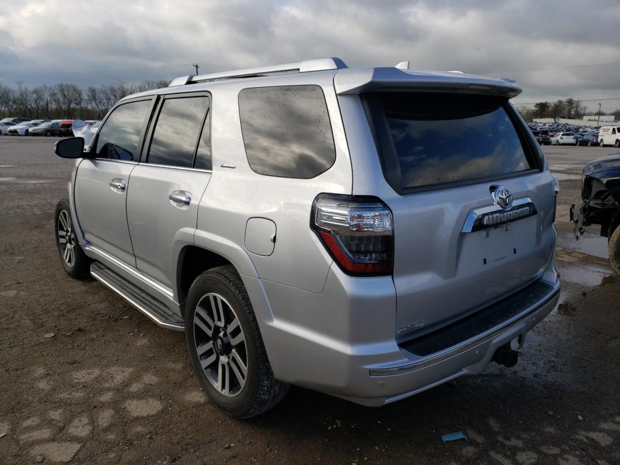 Photo 3 from auction – 2016 TOYOTA 4RUNNER SR with VIN JTEBU5JRXG5394526