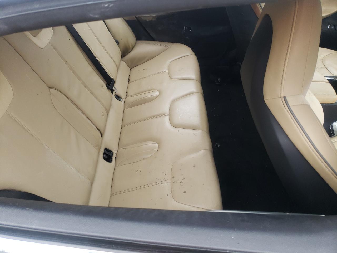 Photo 6 from auction – 2013 TESLA MODEL S with VIN 5YJSA1DP3DFP12285