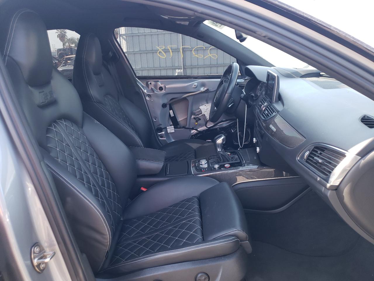 Photo 5 from auction – 2018 AUDI S6 PRESTIG with VIN WAUHFAFC9JN052771