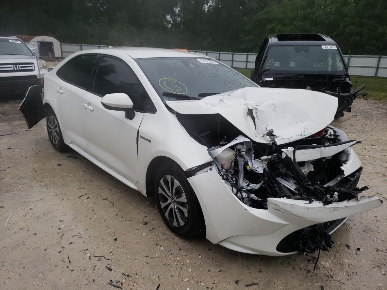 TOYOTA COROLLA LE 2020 with VIN JTDEBRBE5LJ004234 - Photo from auction
