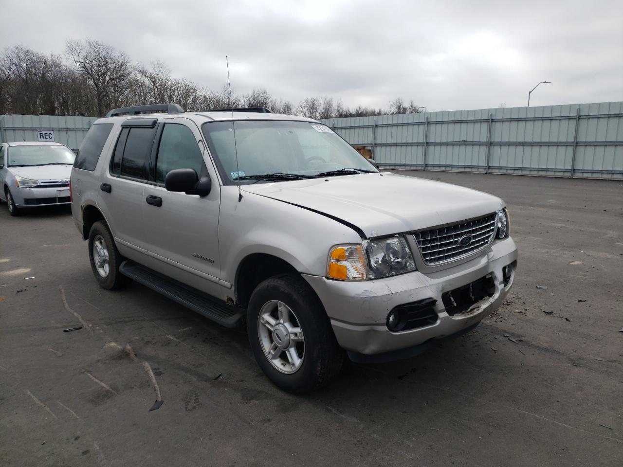 FORD EXPLORER X 2005 with VIN 1FMZU73E55UA68155 - Photo from auction