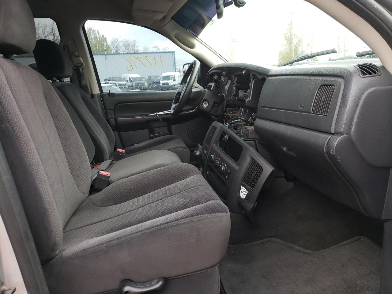 Photo 5 from auction – 2004 DODGE RAM 2500 S with VIN 3D7KU28C54G198833