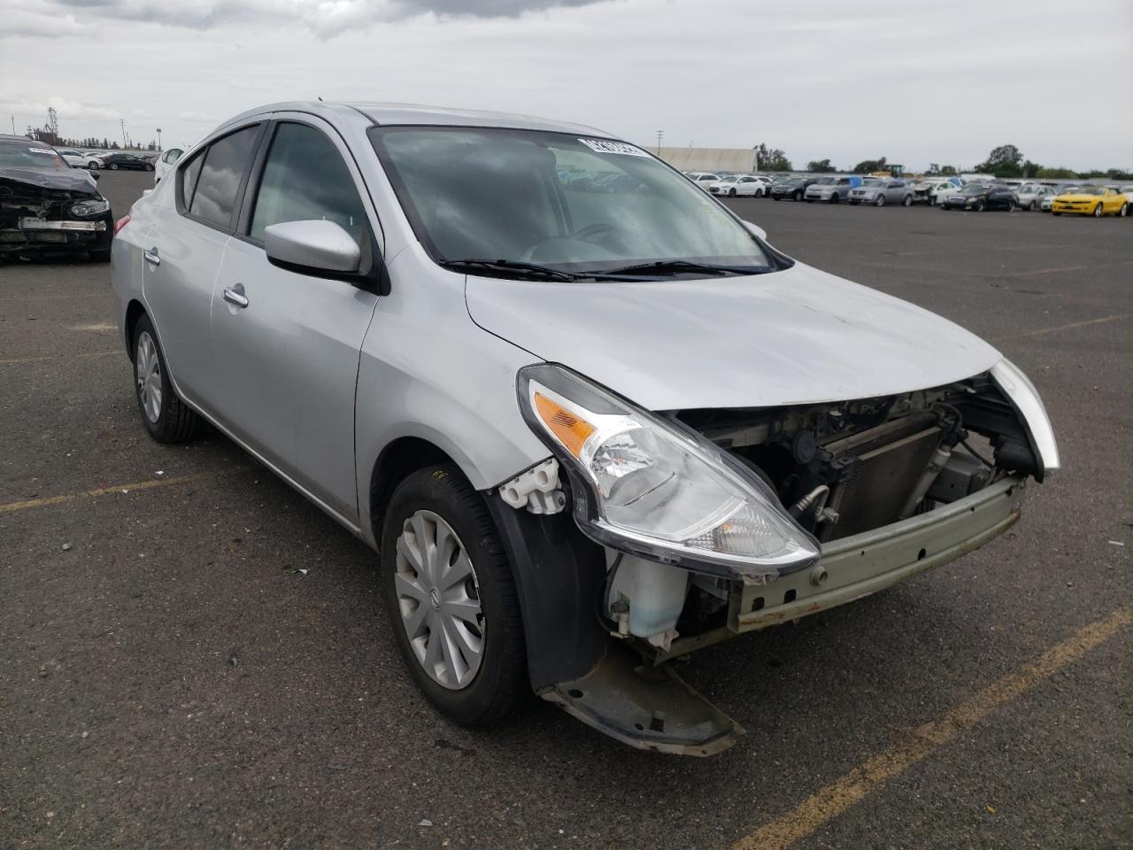 NISSAN VERSA S 2015 with VIN 3N1CN7AP2FL847409 - Photo from auction
