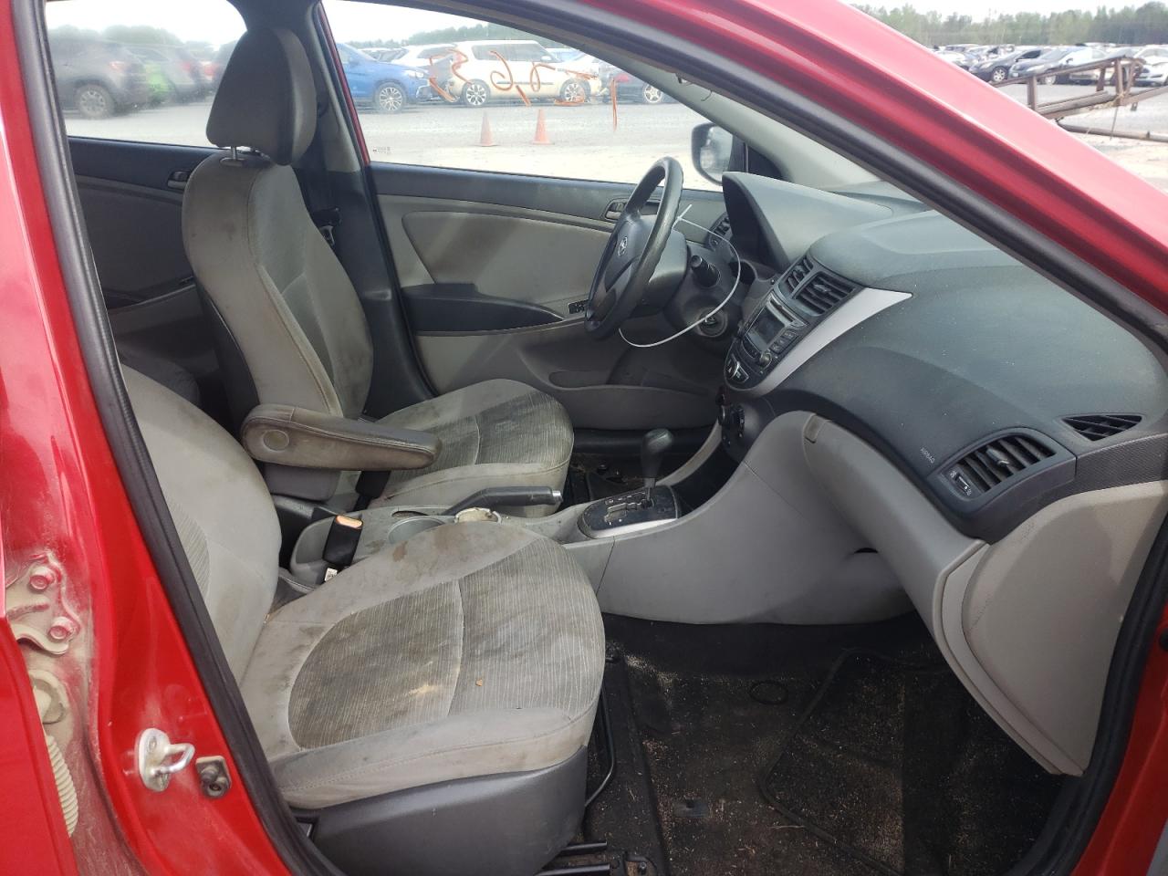 Photo 5 from auction – 2015 HYUNDAI ACCENT with VIN KMHCT4AE6FU892709
