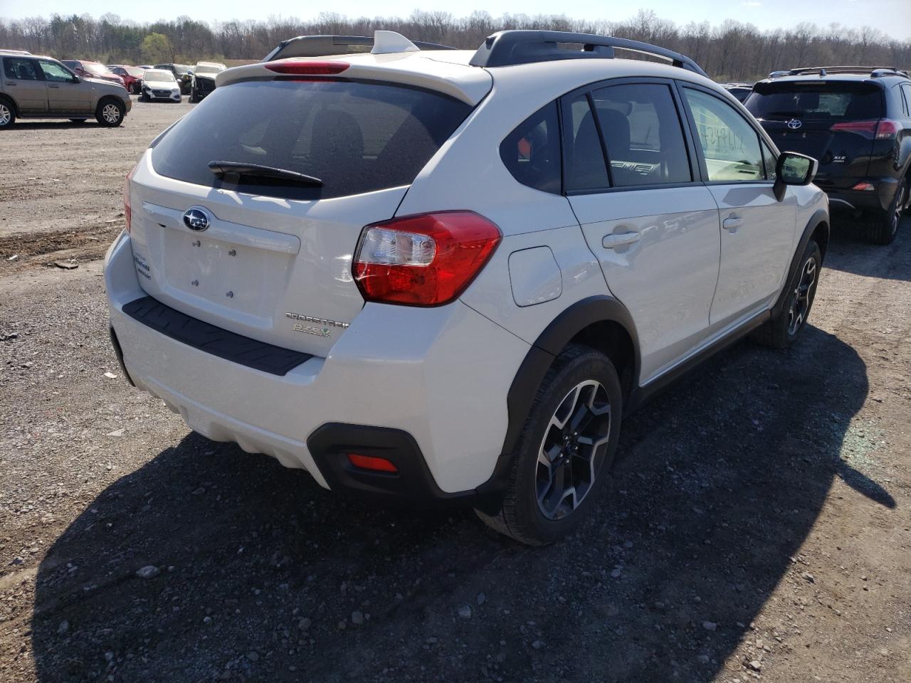 Photo 4 from auction – 2017 SUBARU CROSSTREK with VIN JF2GPADC9H8263042